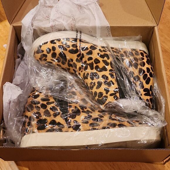 Coconuts by Matisse, 8.5, Leopard Animal Print Leather & Fur Ankle Slip On Boots - Picture 7 of 7